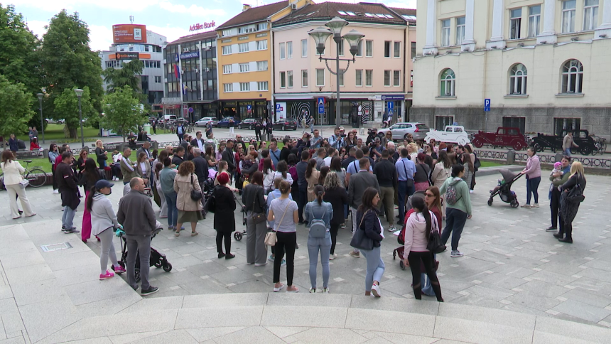 Protestovali roditelji djece koja pohađaju privatne vrtiće u BL