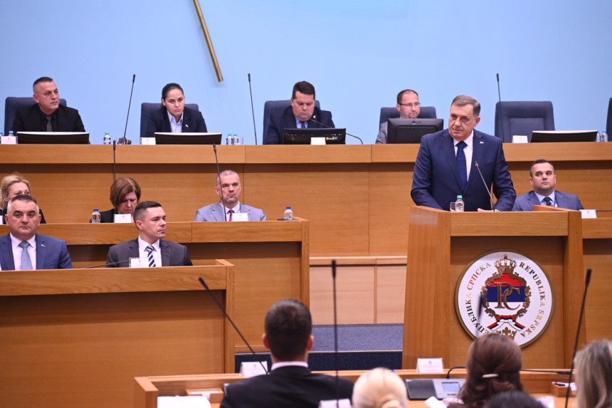 Milorad Dodik se vratio na fabrička podešavanja odakle je i krenuo - od Vašingtona