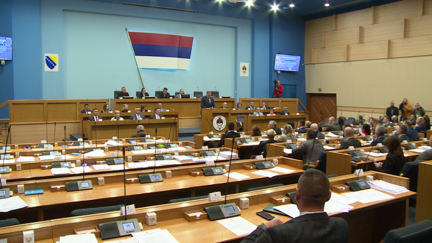 Dodik predlaže trgovinu: Prvo Šmit da poništi odluke, a onda ćemo i mi...