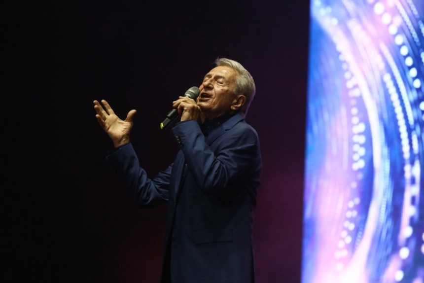 Oglasio se Miroslav Ilić nakon potvrde suda da je Devinov otac