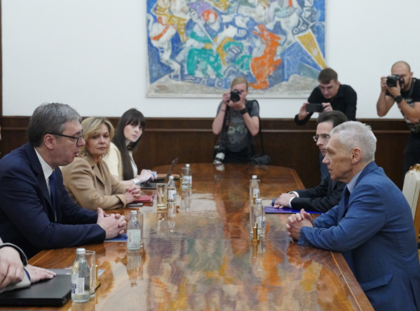 Vučić ocijenio dobrim sastanak sa Bocan-Harčenkom