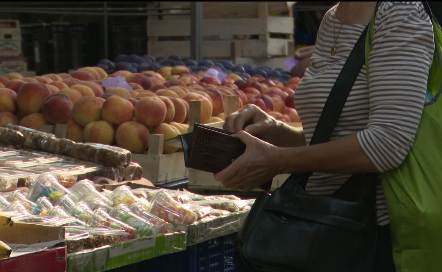 Cijene divljaju, vlast se bogati, građani sve siromašniji