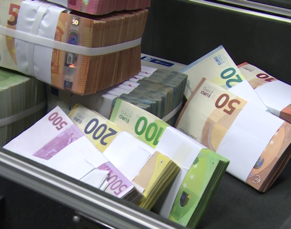 Јавни дуг БиХ расте, износи преко 13,7 милијарди КМ