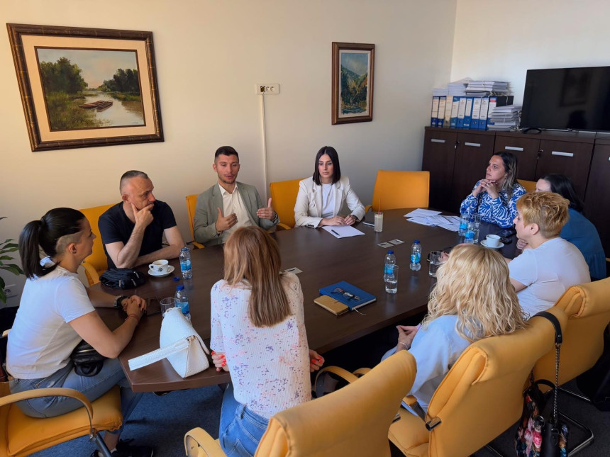 Roditelji-njegovatelji trebaju pomoć vlasti Republike Srpske