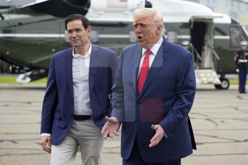 Tramp se u Kemp Dejvidu sastaje sa vojnim zvaničnicima