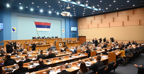 Prihvaćen zakon: Srpska osniva pomoćni sastav policije, evo šta je još usvojeno