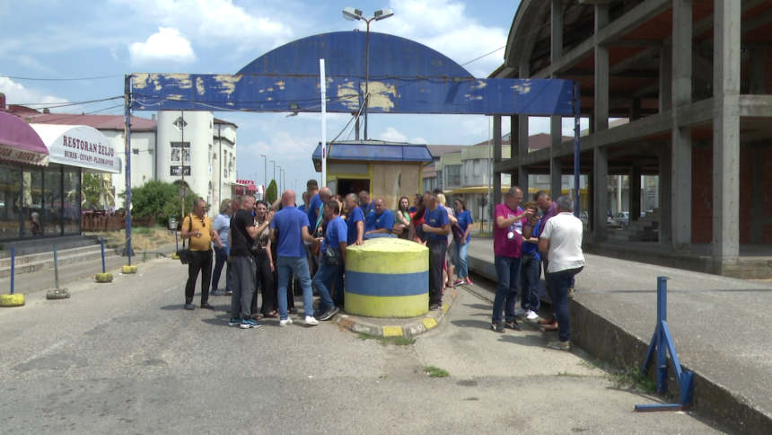 Ne damo da i naše preduzeće završi na groblju propalih firmi