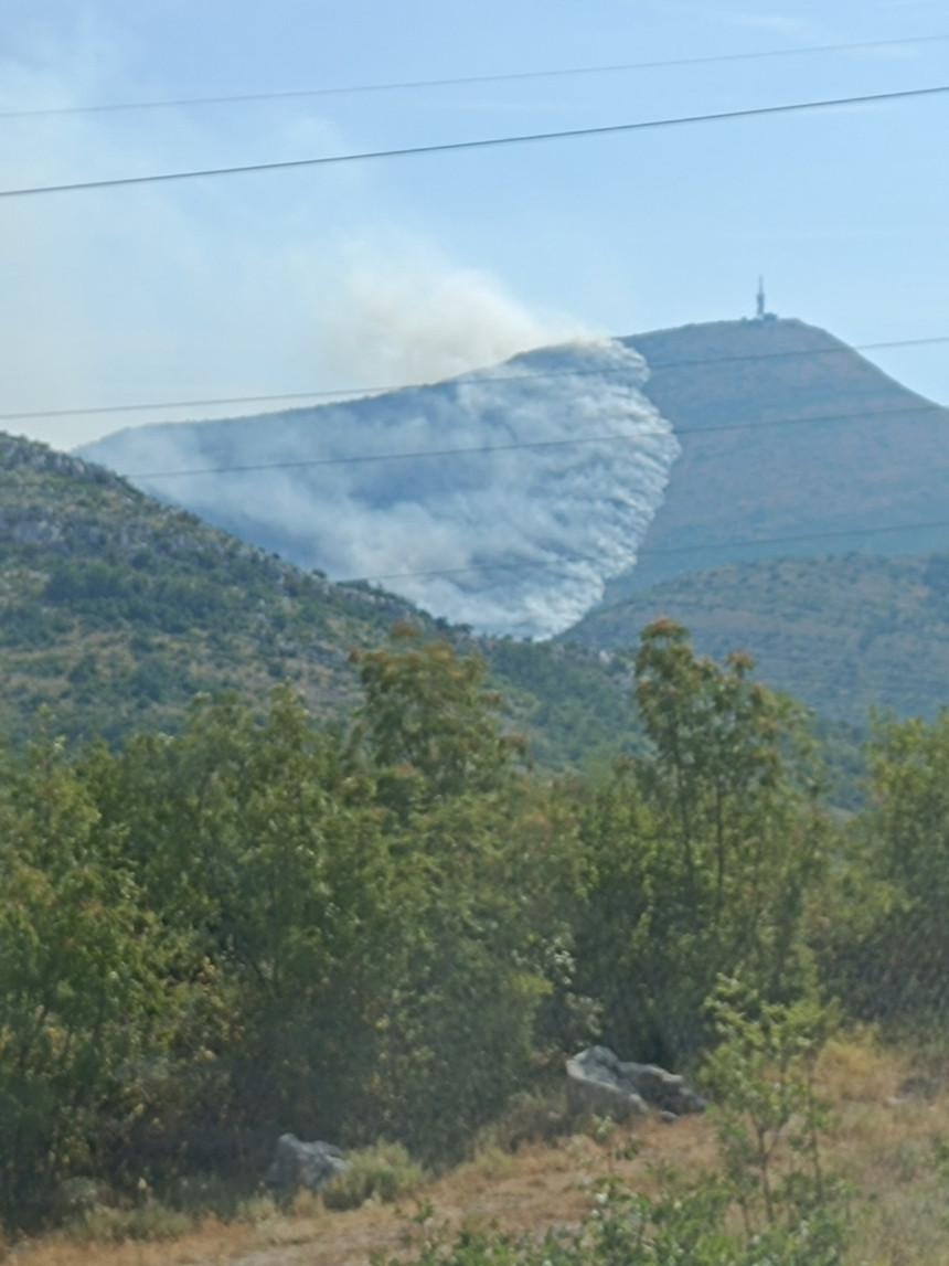 "Situacija na požarištu u okolini Trebinja malo bolja"