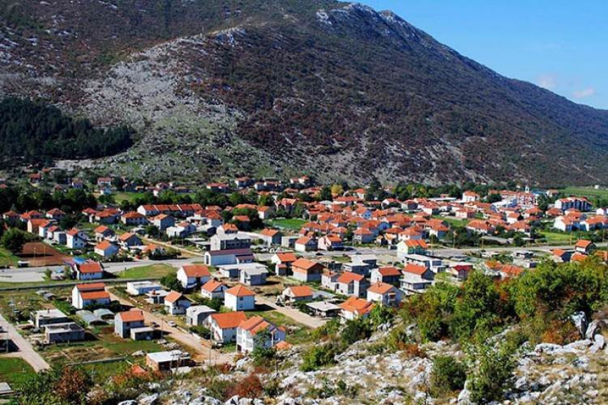 Loš odnos Vlade Srpske prema siromašnim opštinama - pomoć nije veća ni za marku