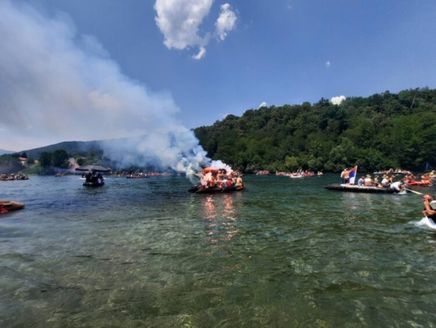 Velika tragedija na Drinskoj regati, utopio se mladić