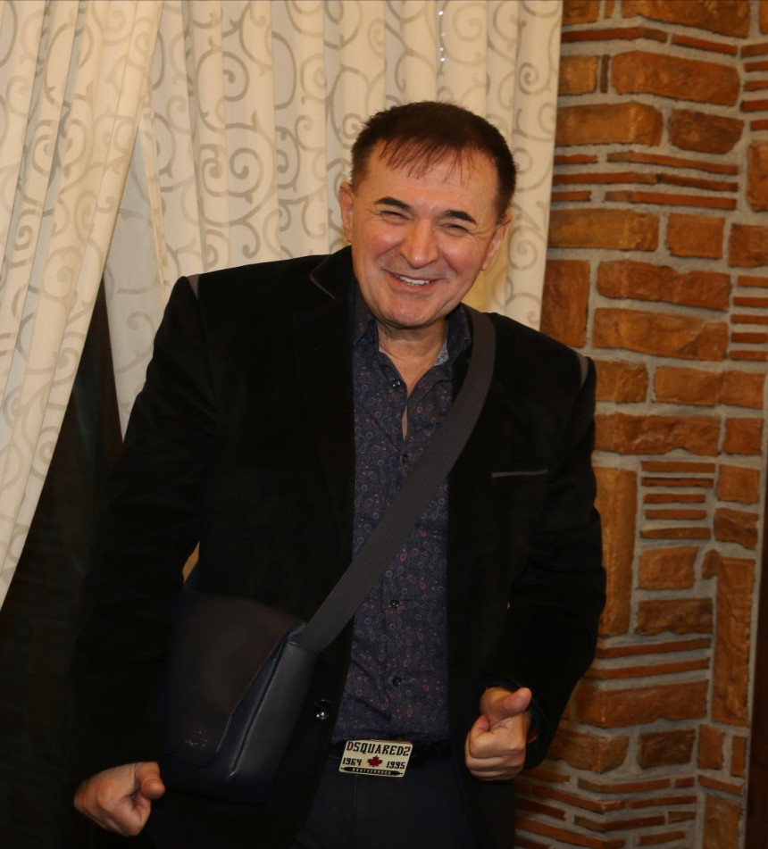 Mitar Mirić o kolegama koji snimaju kavere: Dobra pesma košta