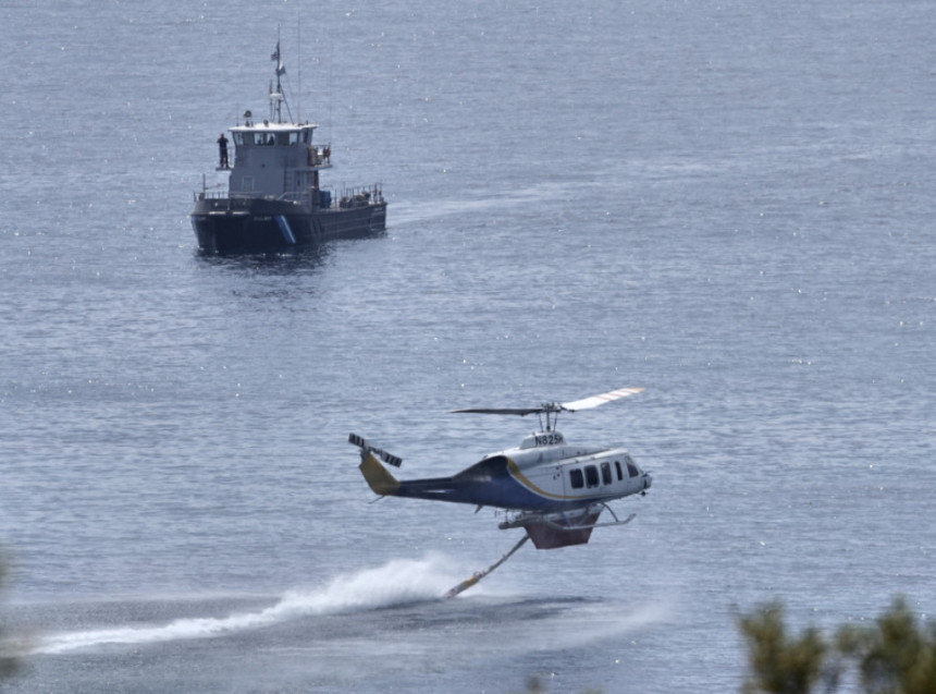 Grčka: Požar kod Soluna, u gašenju učestvuju i avioni