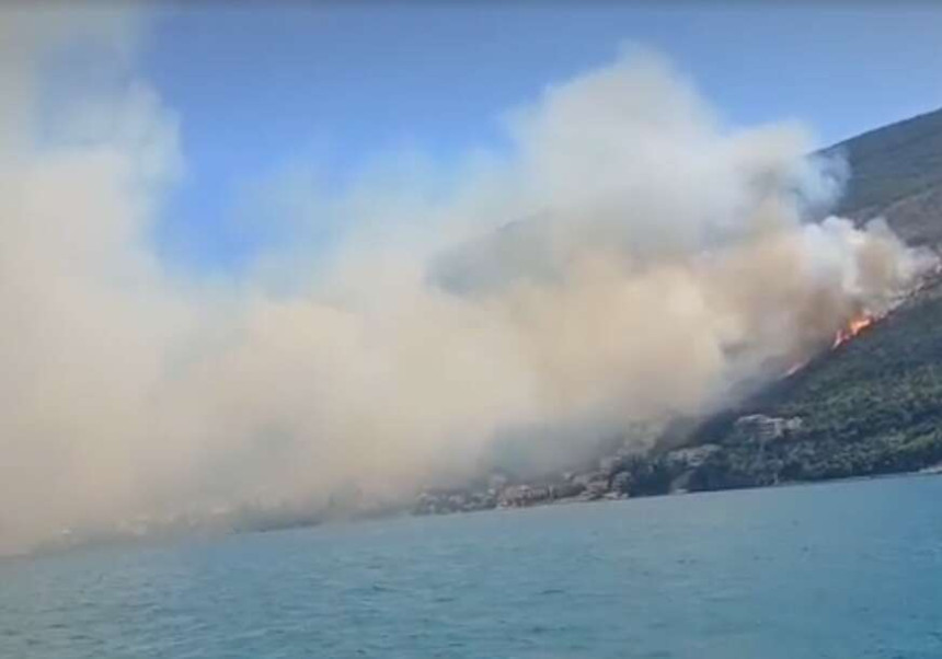 Veliki požar u Njivicama, vatra stigla blizu kuća