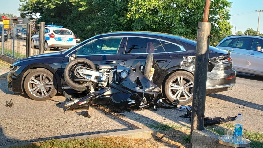 Motociklista teško povrijeđen u udesu u Bijeljini