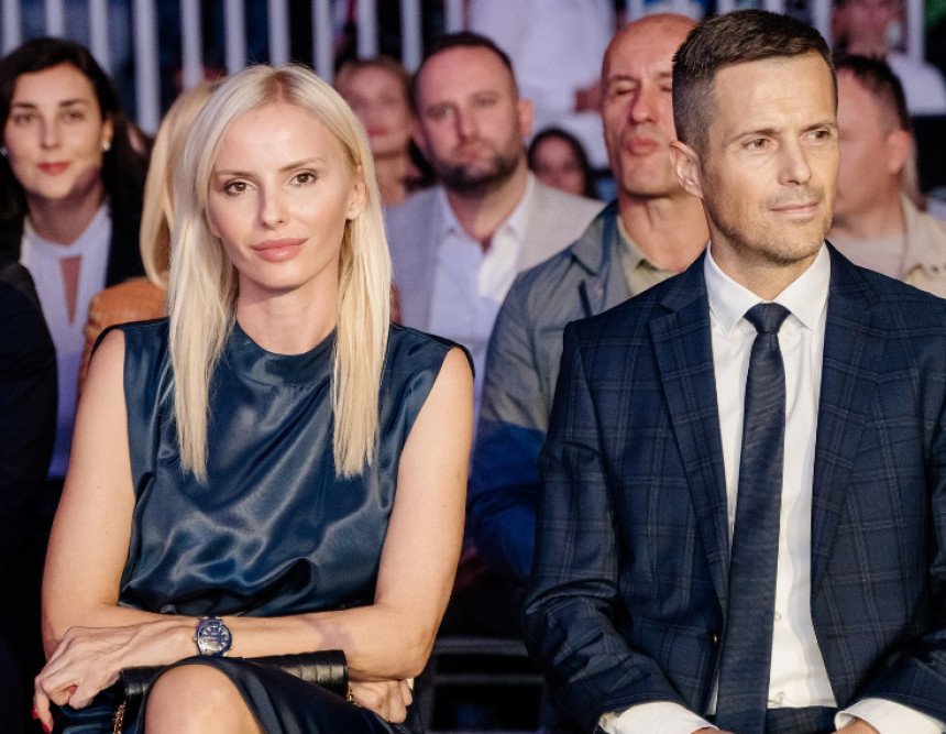 Prva dama Podgorice prijavila novinarku zbog papuča