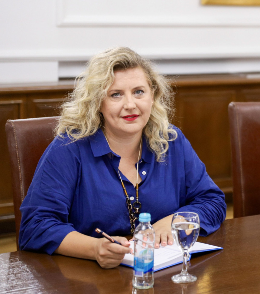 Milioni godišnje idu na lobiranje, Srpska ne dobija ništa