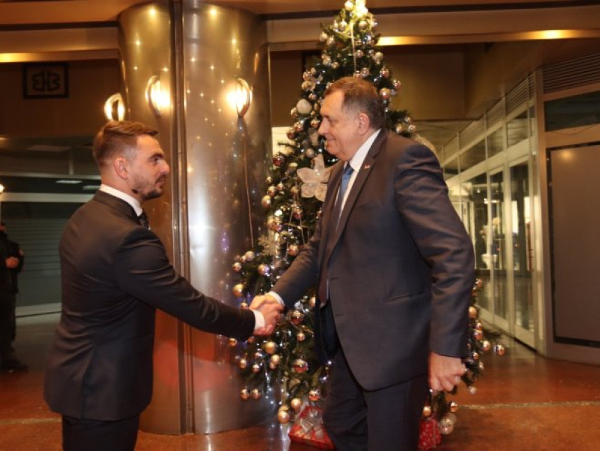 Hoće li Dodik mjesto predsjednika Srpske predati Hrvatu iz HDZ-a?