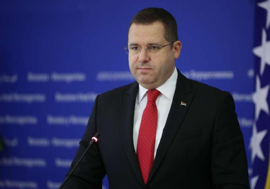 Dogorilo do nokata: Traže se SNSD-ove patriote u opoziciji