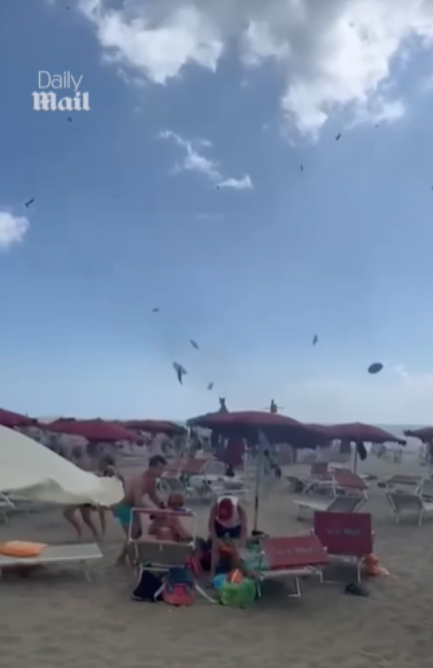 Tornado izazvao haos na plaži u Italiji: Turisti bježali
