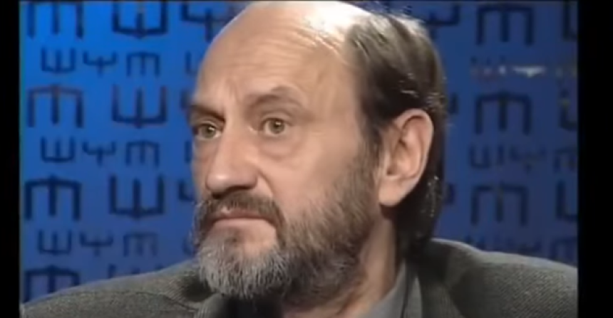 Када је Поплашен смијењен са мјеста предсједника Српске данашњи "великосрби" говорили су да је то готова ствар и да је он "бивши"