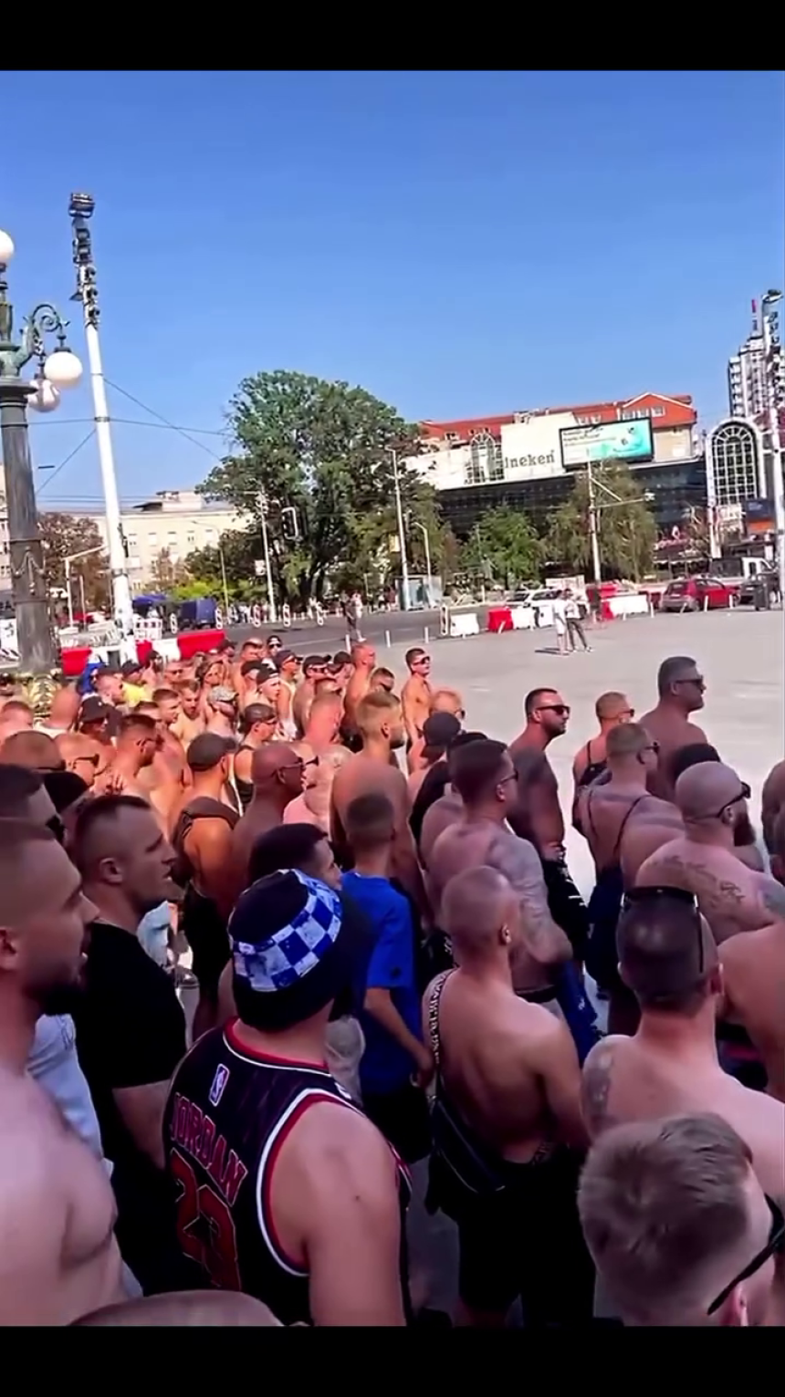 Навијачи Леха дивљали у центру Београда (ВИДЕО)