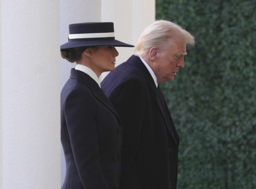 Melanija pisala Putinu, Tramp mu predao pismo