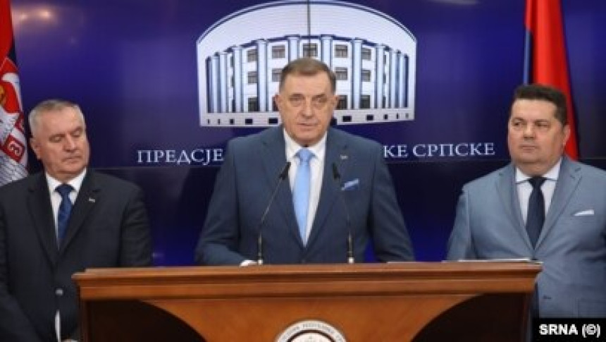 Samo gleda sebe: Dodik odlučio da žrtvuje Viškovića
