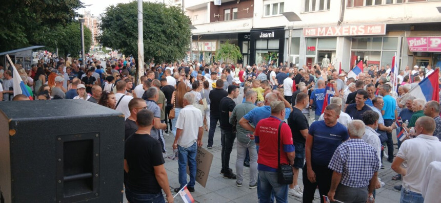 Širom Srbije održana okupljanja građana protiv blokada