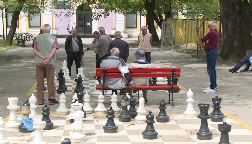 Sramno: Penzioner u Srpskoj dnevno može da potroši 18 KM