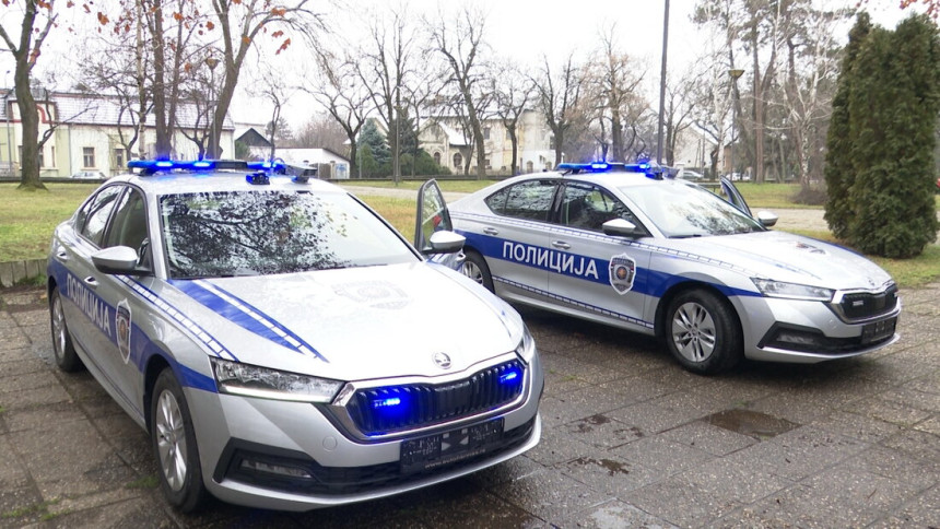 Automobilom prošao kroz spuštenu rampu na GP Batrovci