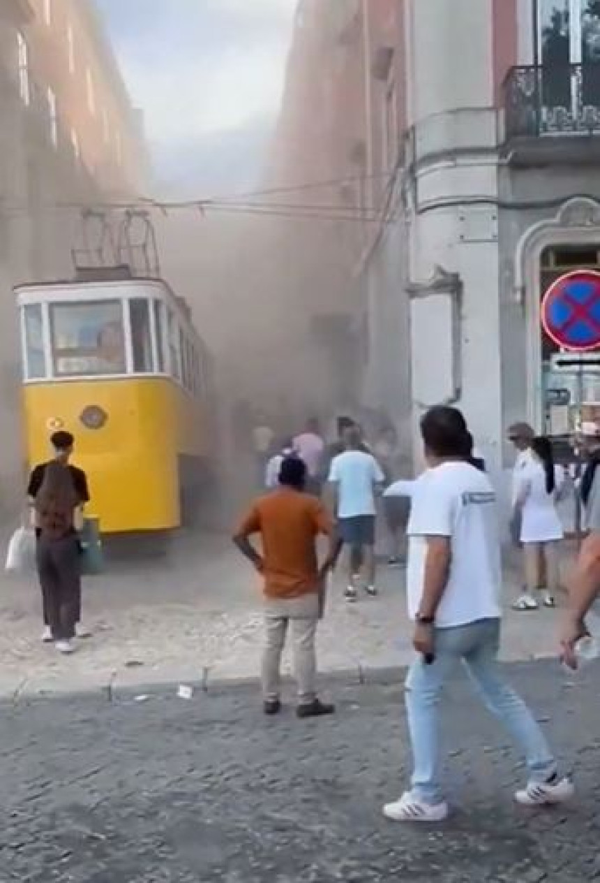 Srušila se žičara u Lisabonu, najmanje tri osobe stradale