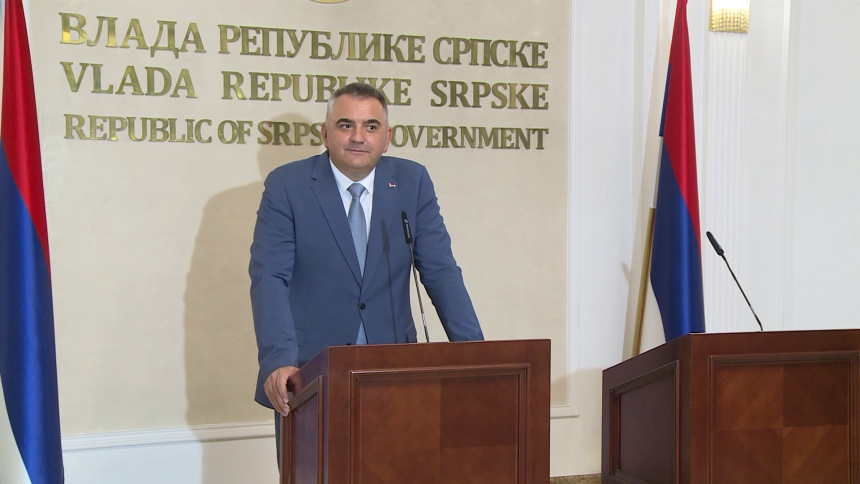Umjesto smjene zbog nesposobnosti, premijer poslušnik 