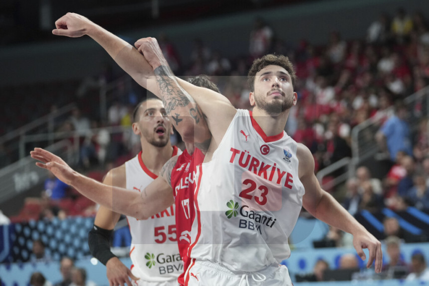 Košarkaši Turske plasirali se u polufinale EP