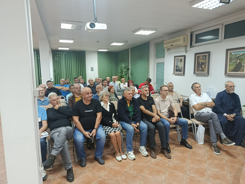 Slijedili slavne pretke po djelima i uzdarjima