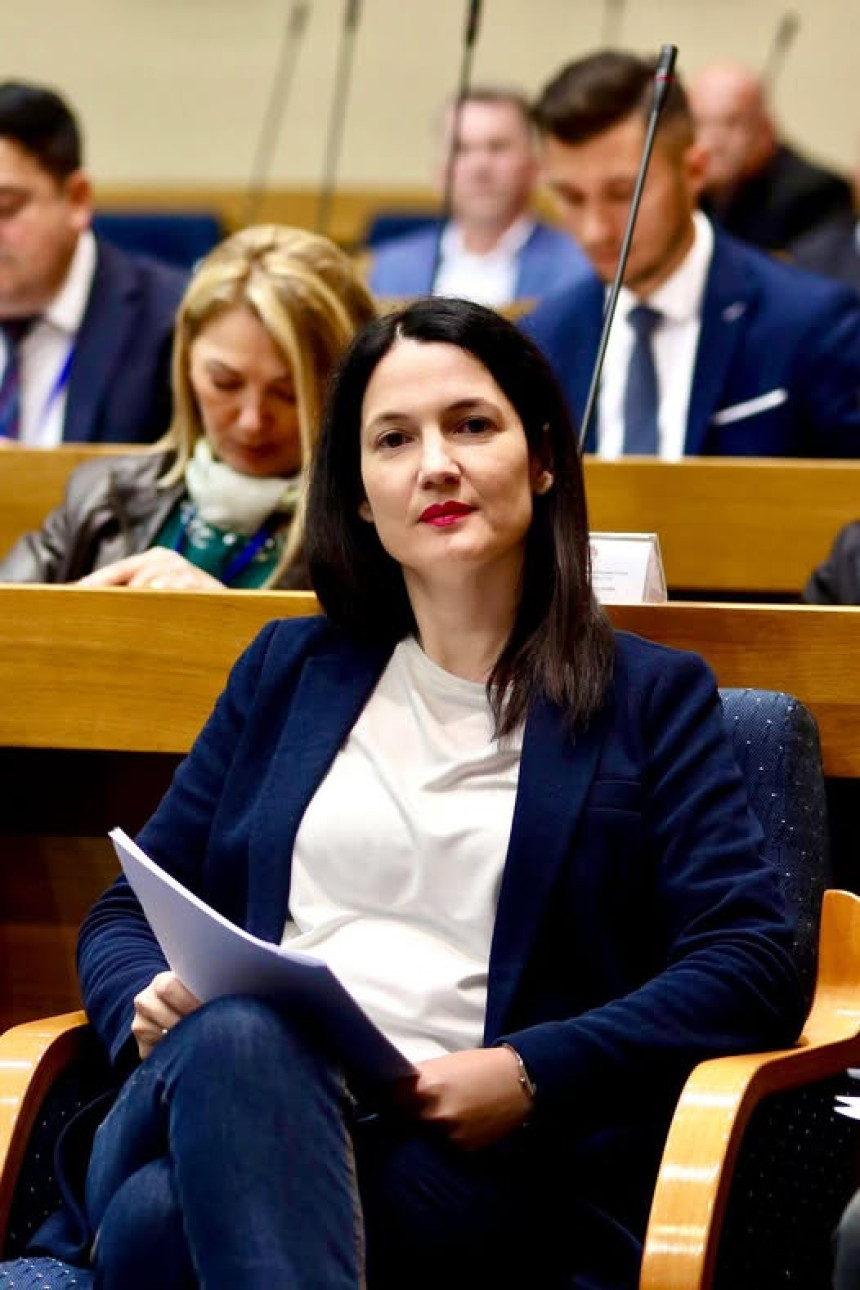 Trivić: Krug se ipak zatvorio, Milorade, kukavički si otišao!