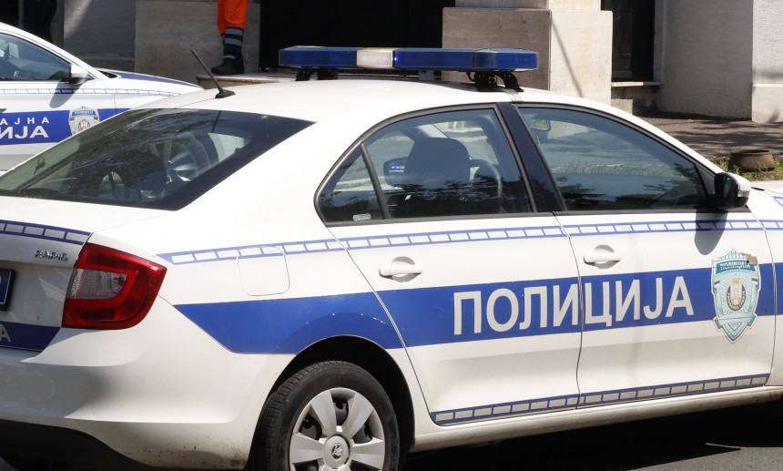 Beba preminula nakon pada niz stepenice