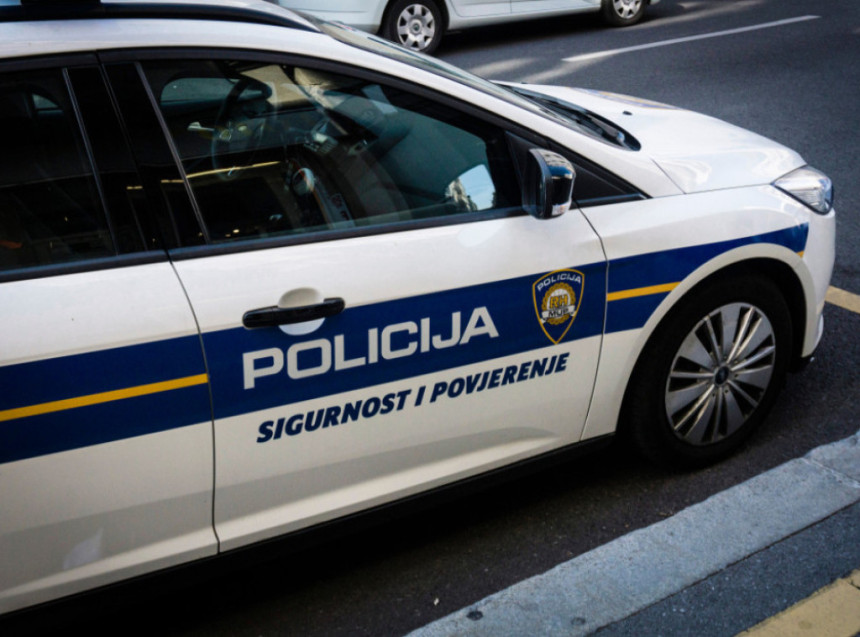 U pucnjavi u Slavonskom Brodu ubijen muškarac