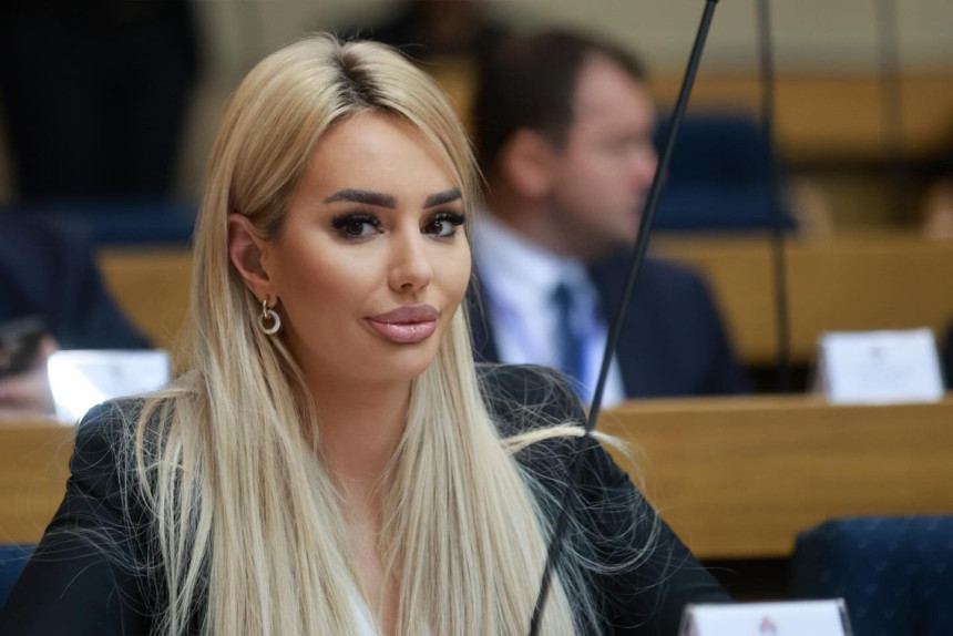 Šljivić napustila DNS, stranka spala na jednog poslanika