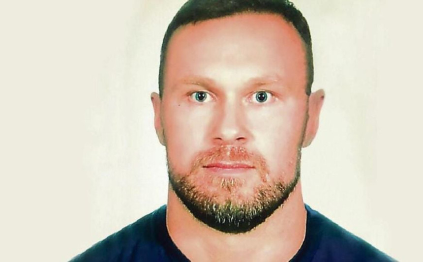 Radoje Zvicer je u Crnoj Gori, paze ga naoružani ljudi?!