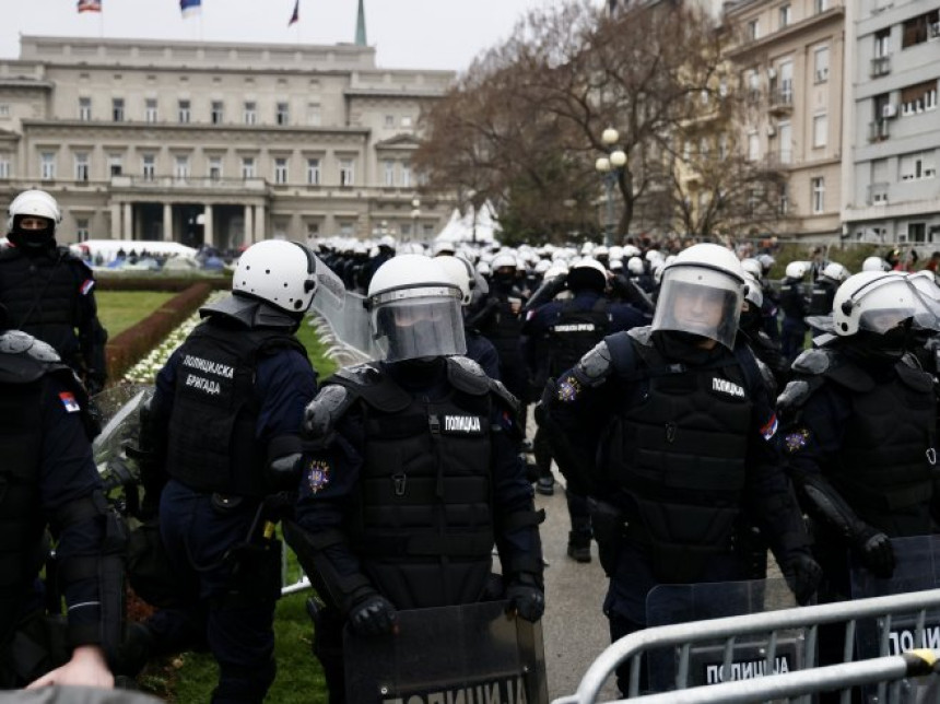 Pretresi na 32 lokacije u Beogradu zbog oružja i droge