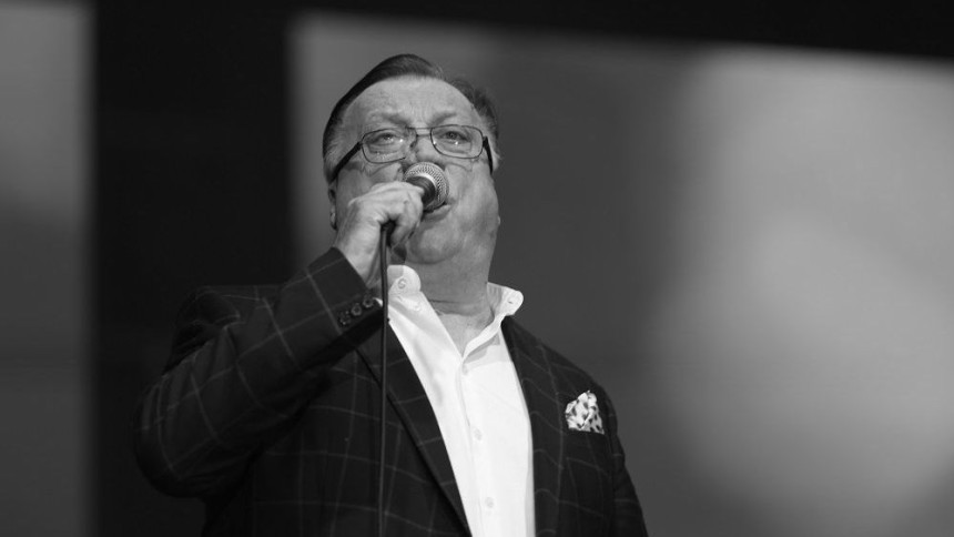 Preminuo legendarni pjevač Halid Bešlić
