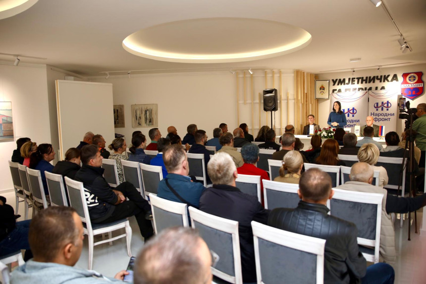 Umjesto povećanja plata i penzije, mi se bavimo Dodikom