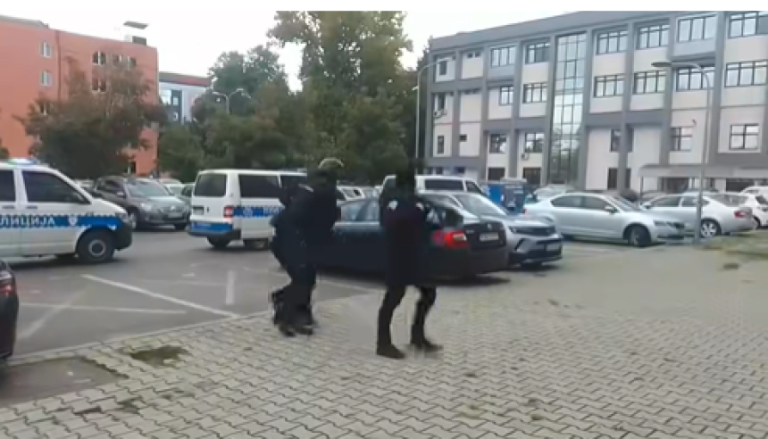 Savjetnik direktora policije i njegovi sinovi idu u pritvor