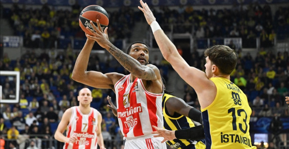 Košarkaši Zvezde savladali u gostima Fenerbahče