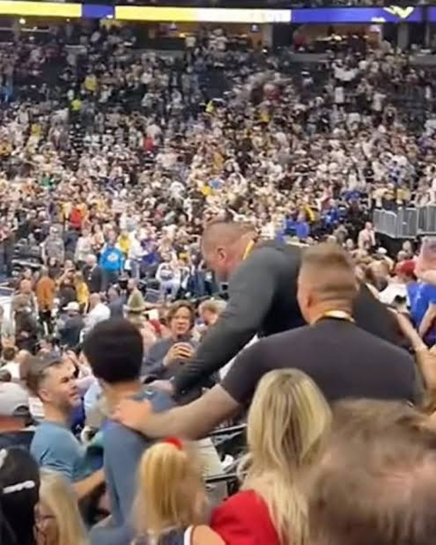 Brat Nikole Jokića osuđen zbog udaranja navijača