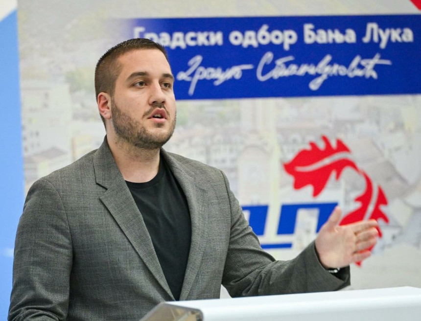 Drinić: Ne povlačimo se, PDP vodi promjene