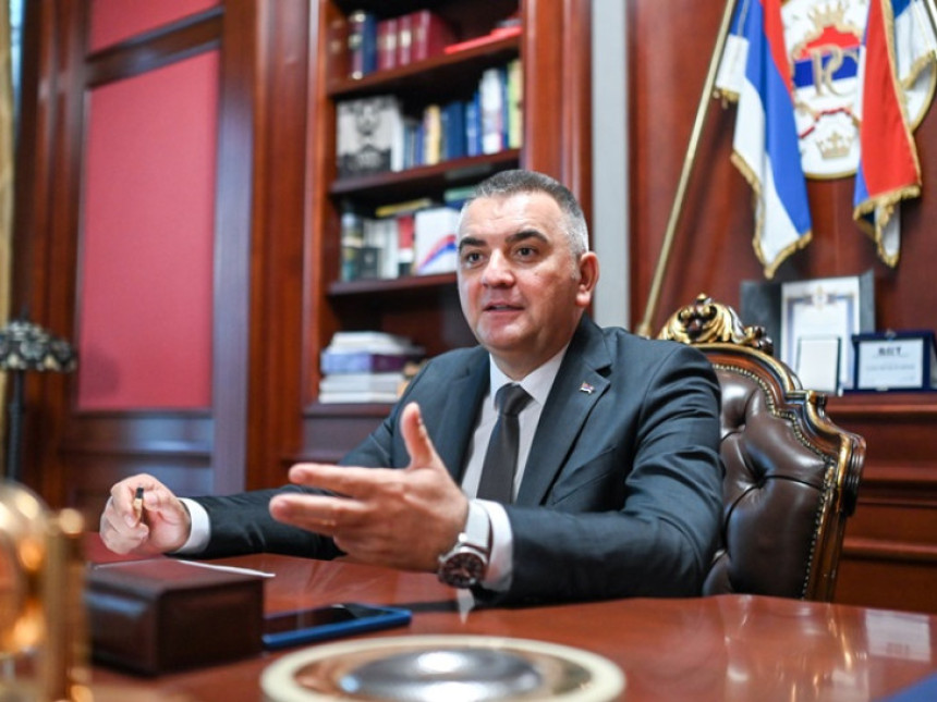 Probleme koje je imao Višković ima i Vlada Save Minića