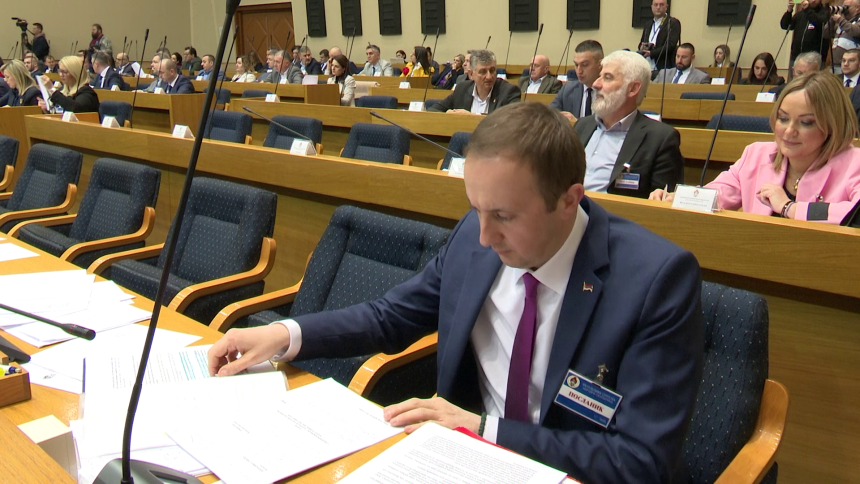 Vladajuća većina na čelu sa SNSD-om vodi Republiku Srpsku u propast