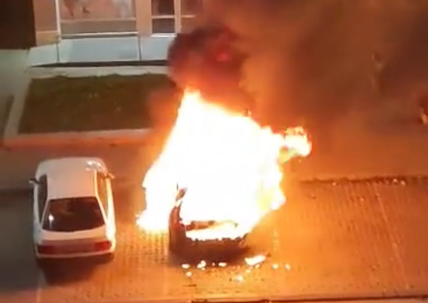 Kada se politika i interesi umiješaju u porodicu onda se i zetu pali auto?!