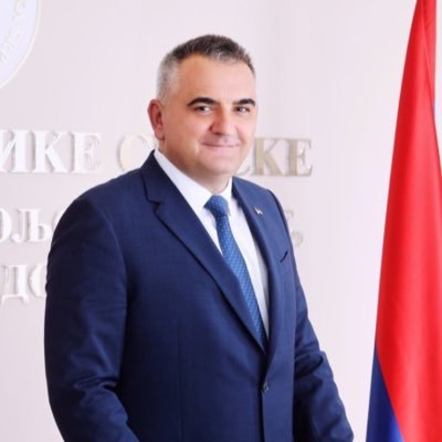 Minić se pohvalio: Šume upisane 1/1 u grunt Republike Srpske